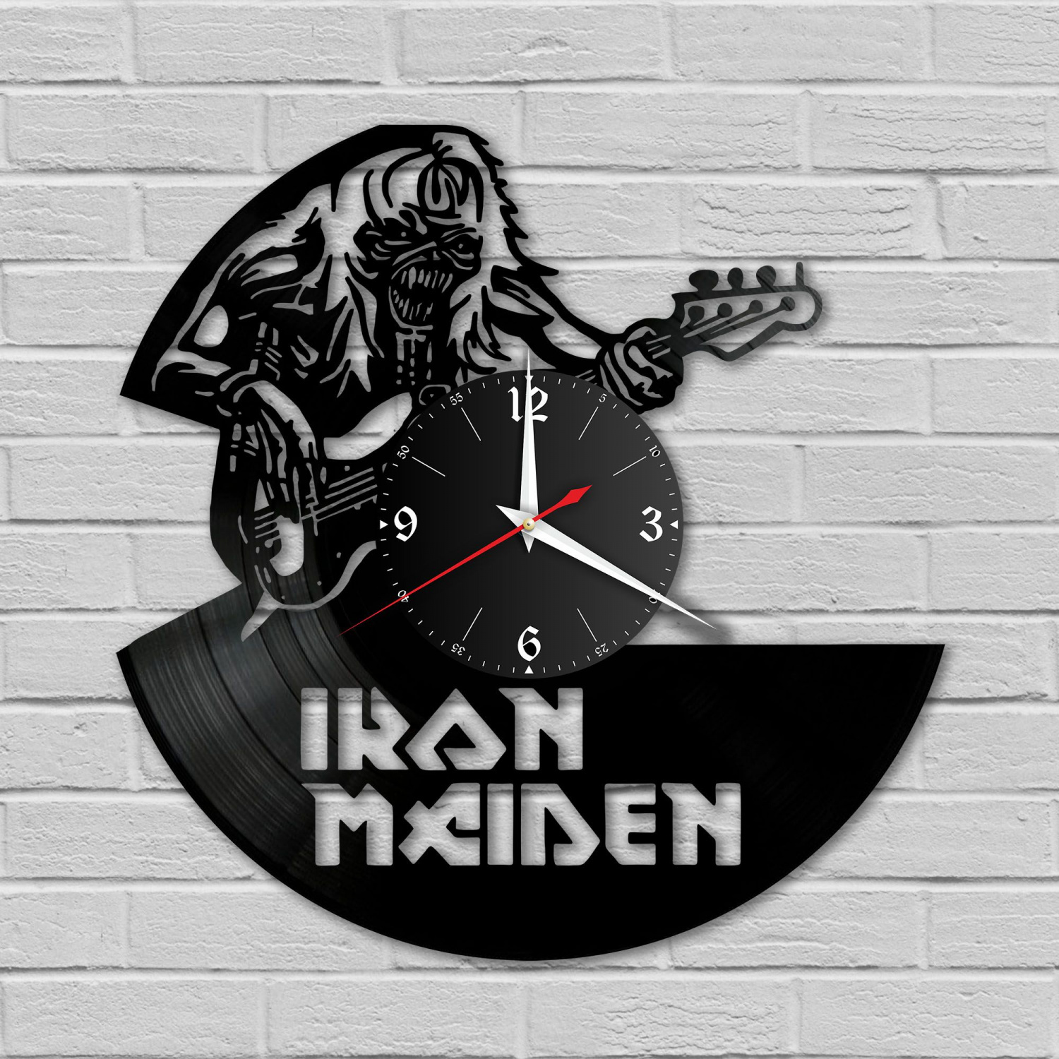 Часы настенные "группа Iron Maiden" из винила, №2 VC-10101