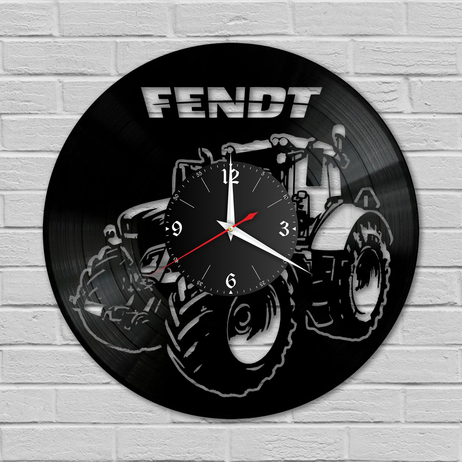 Часы настенные "Трактор Fendt" из винила, №1 VC-12053