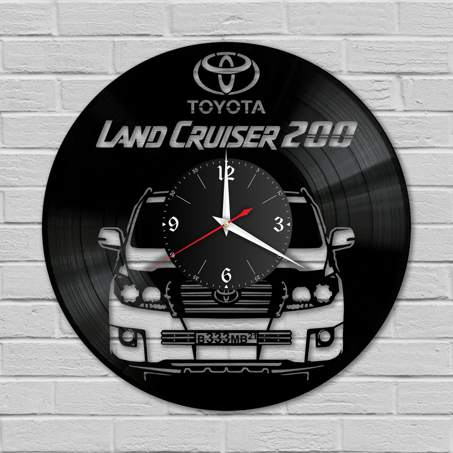 Часы настенные "Toyota Land Cruiser 200 (Ваш госномер)" из винила, №2 VC-10429