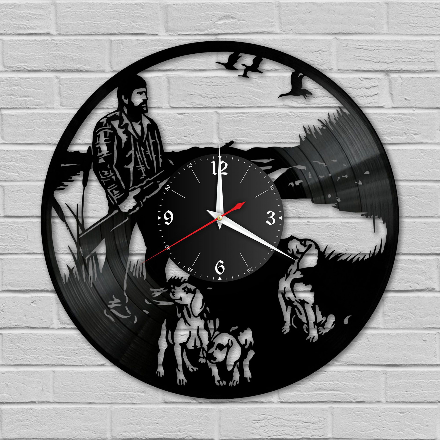 Часы настенные "Охота" из винила, №3 VC-10619
