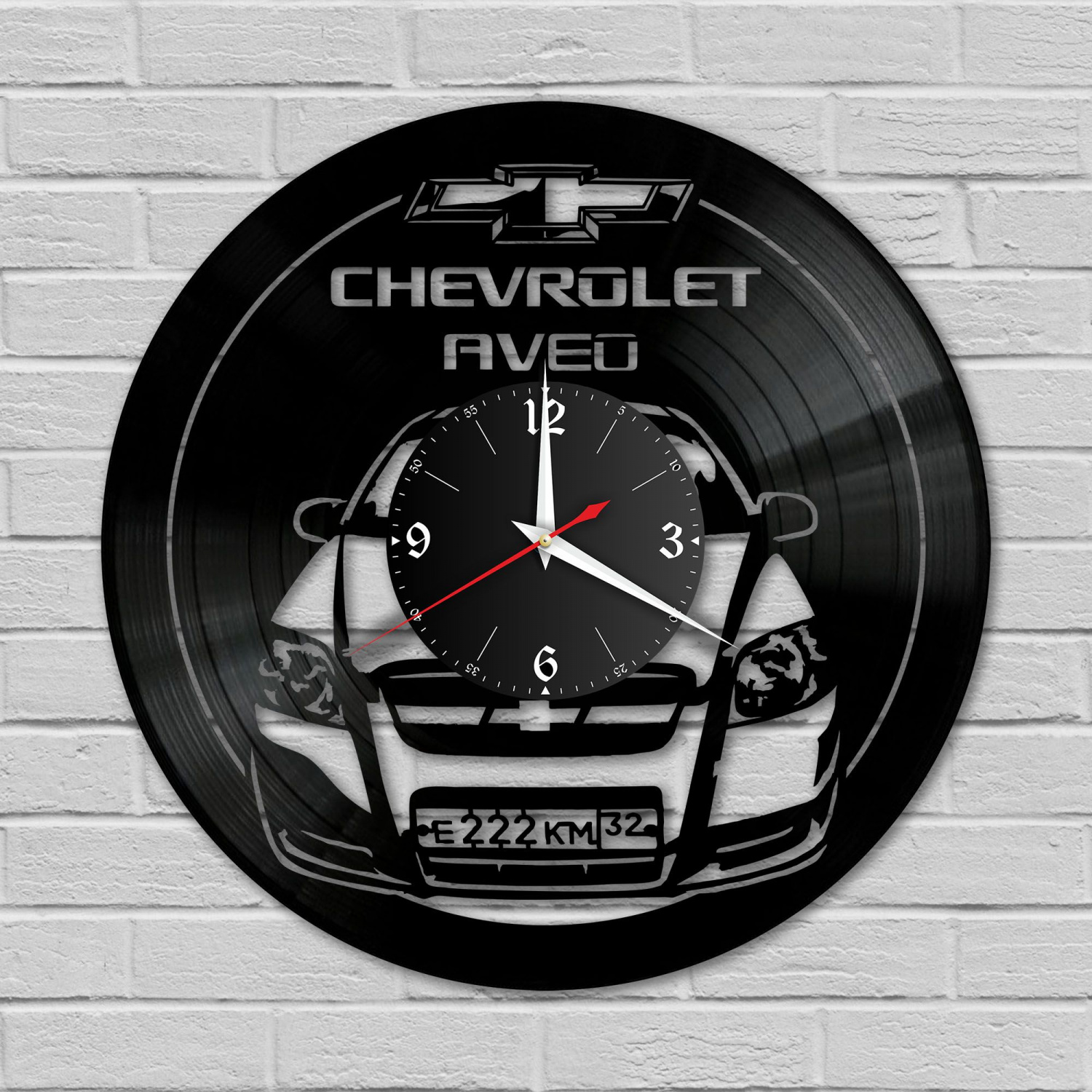 Часы настенные "Chevrolet AVEO (Ваш госномер)" из винила, №3 VC-10408