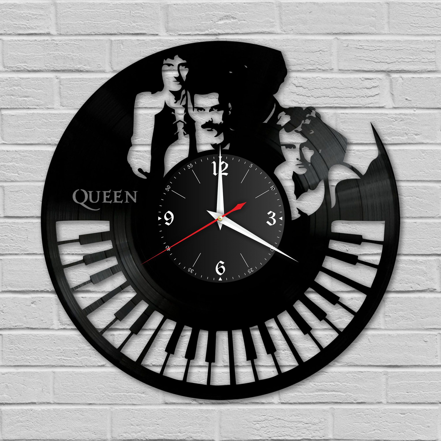 Часы настенные "группа Queen" из винила, №4 VC-10138